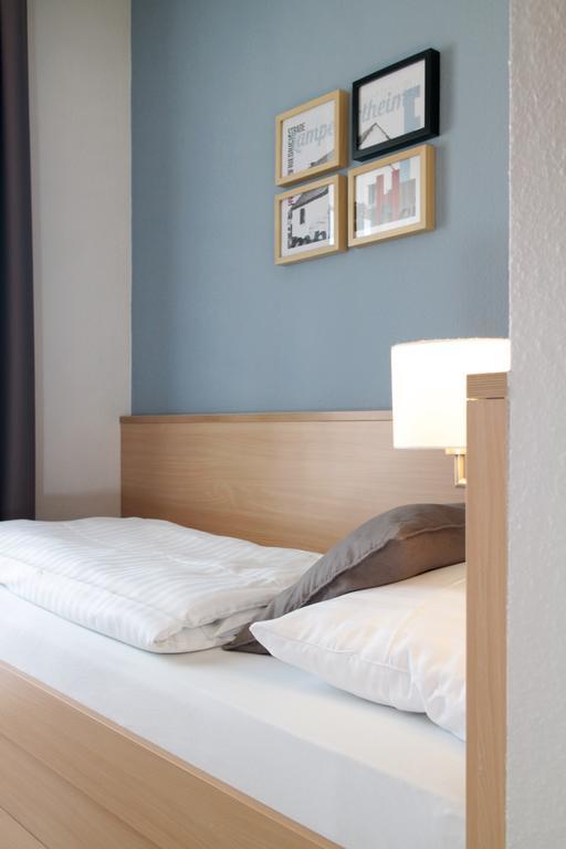 Hotel Friedrichstrasse Lampertheim Kamer foto